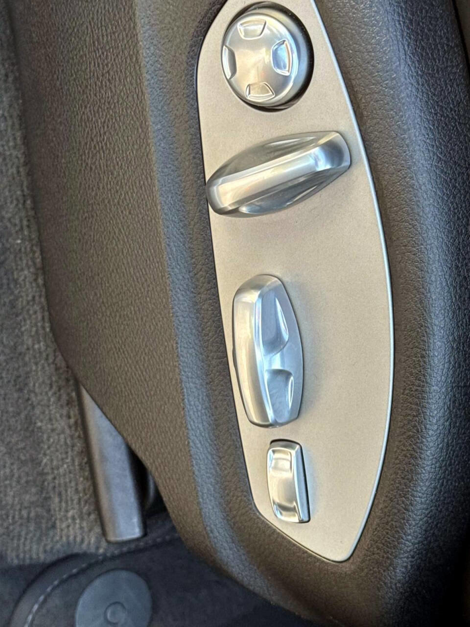 Used 2017 Porsche Macan image 11