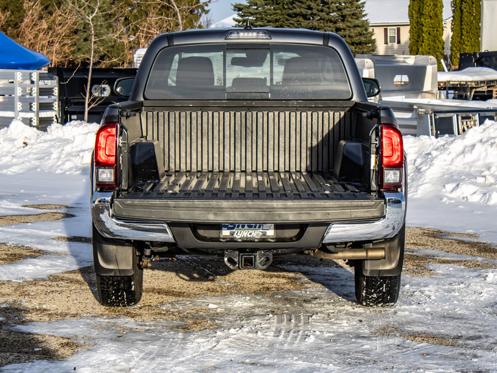 Used 2021 Toyota Tacoma SR5 image 8