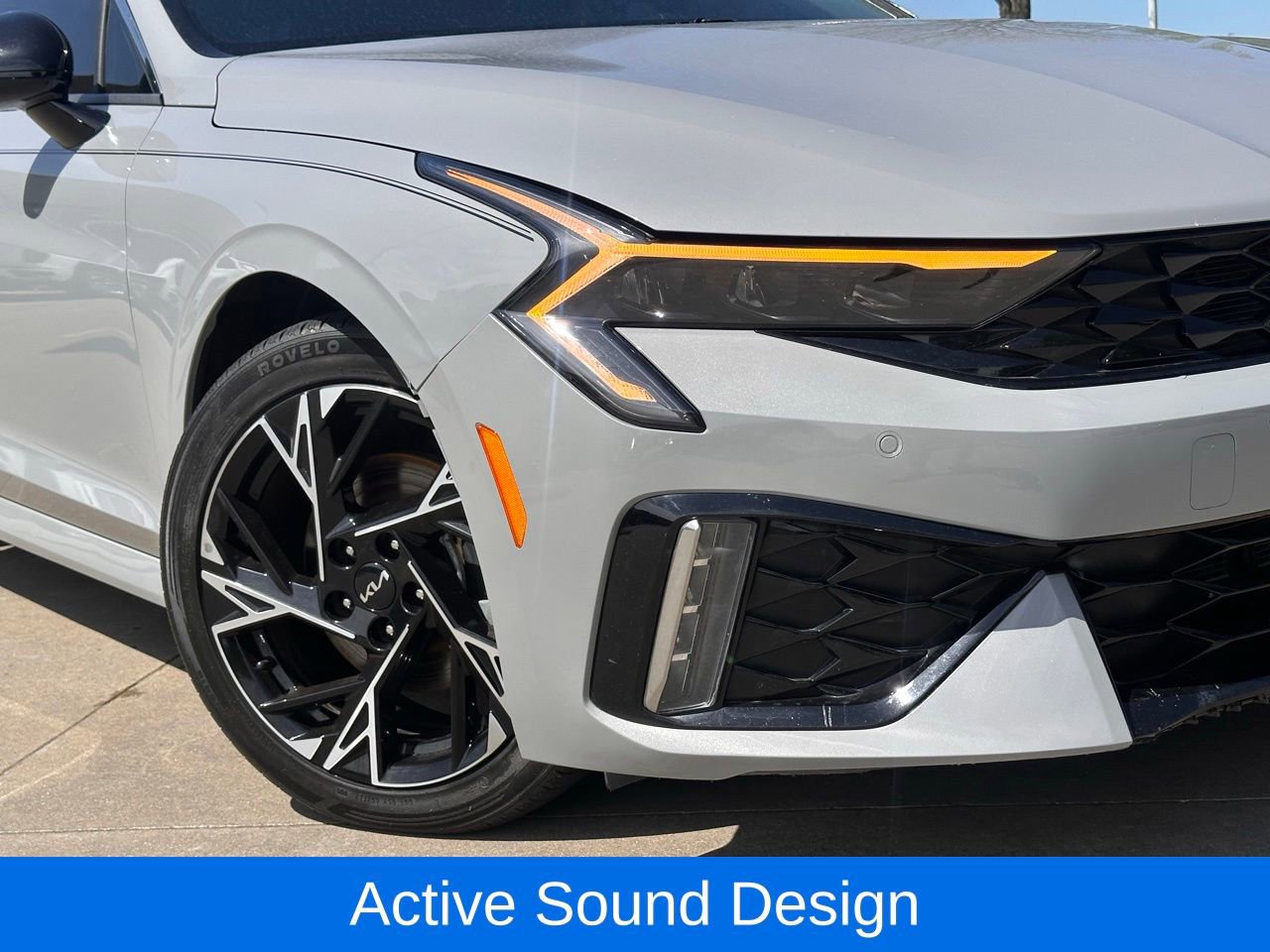 Used 2025 Kia K5 GT-Line w/ GT-Line Premium Package image 4