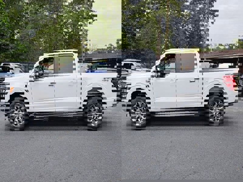 New 2025 Ford F150 Lariat w/ Equipment Group 502A High image 5