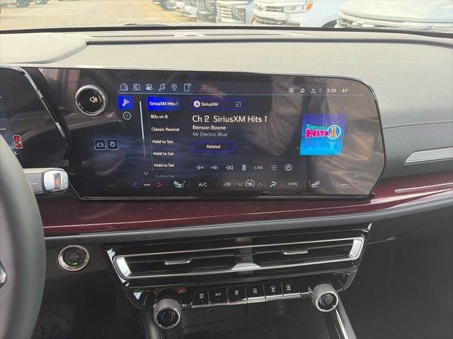 New 2026 Chevrolet Traverse Z71 image 10