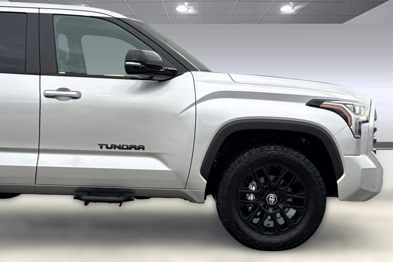 Certified 2025 Toyota Tundra Limited image 33