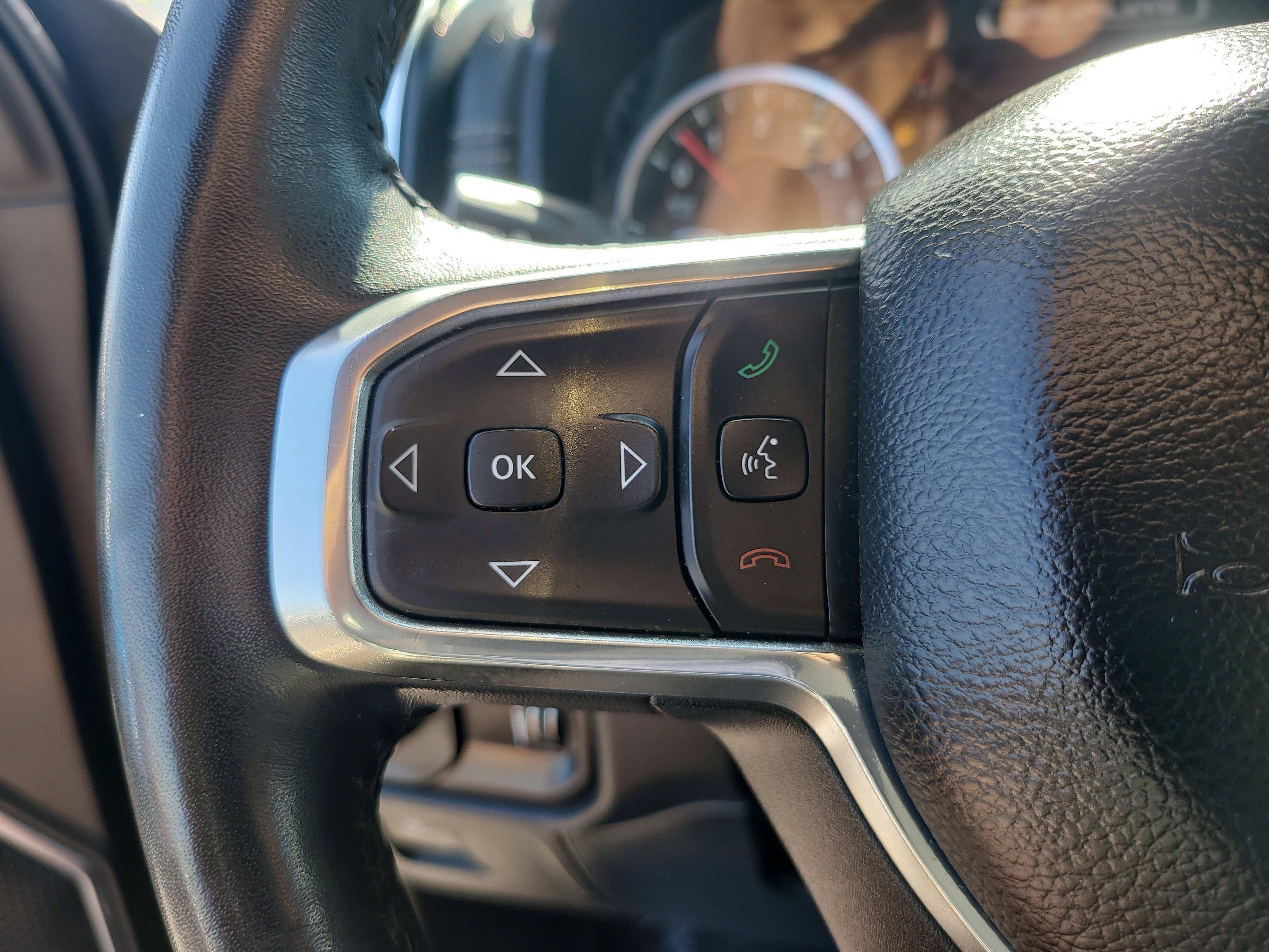 Used 2024 RAM 1500 Laramie image 26