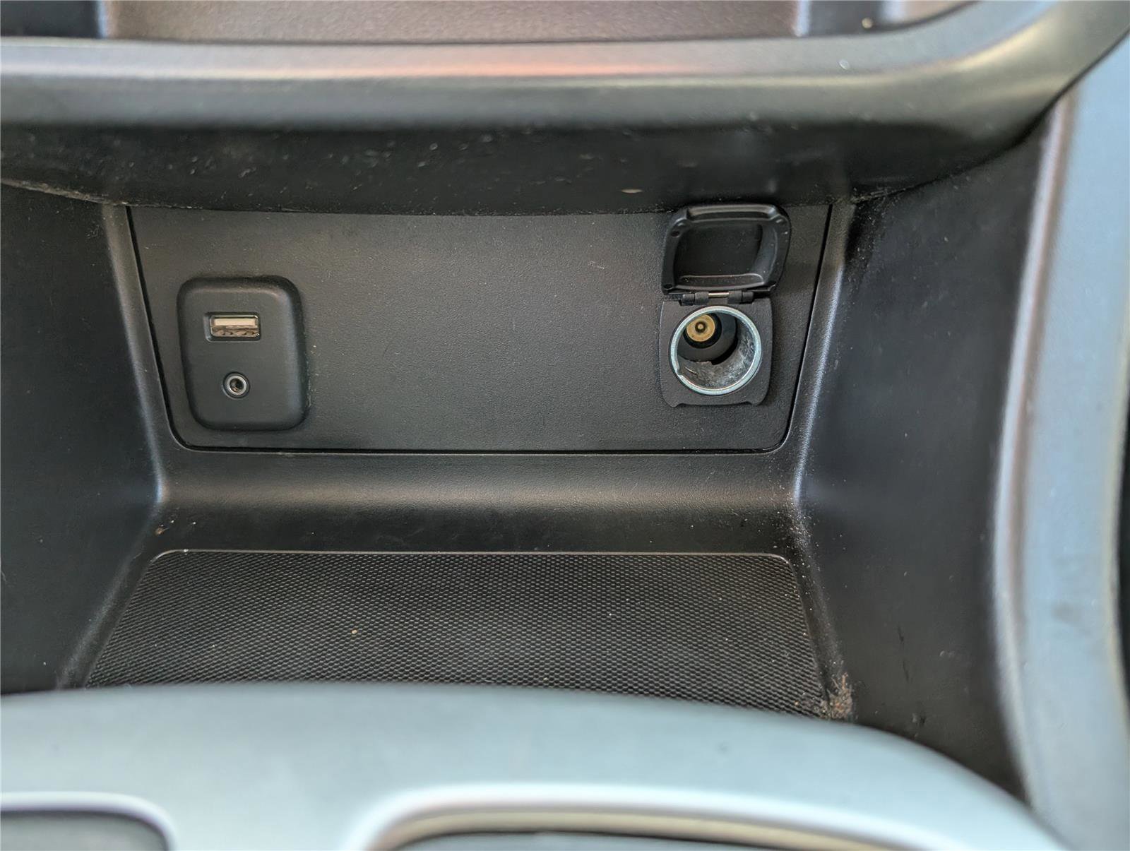 Used 2018 Chevrolet Colorado LT w/ LT Convenience Package AWD/4WD image 23