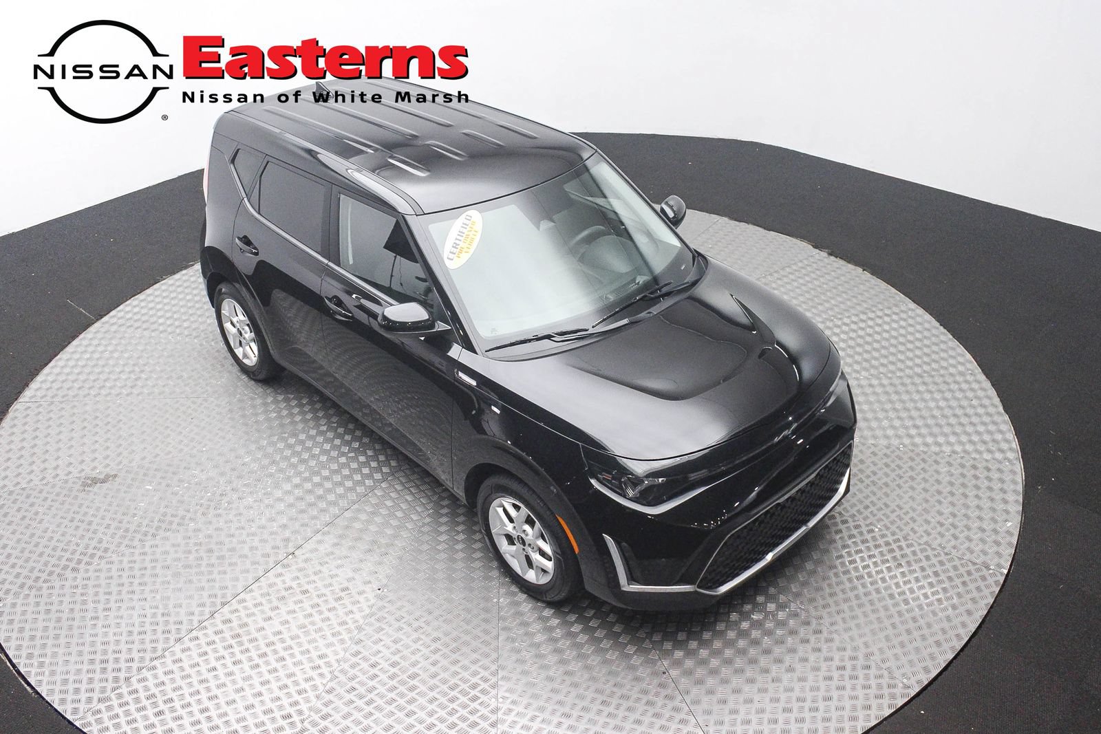 Used 2025 Kia Soul LX w/ LX Technology Package FWD image 3