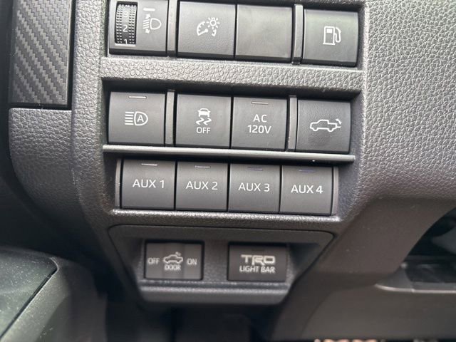 Used 2025 Toyota Tacoma TRD Pro AWD/4WD image 15