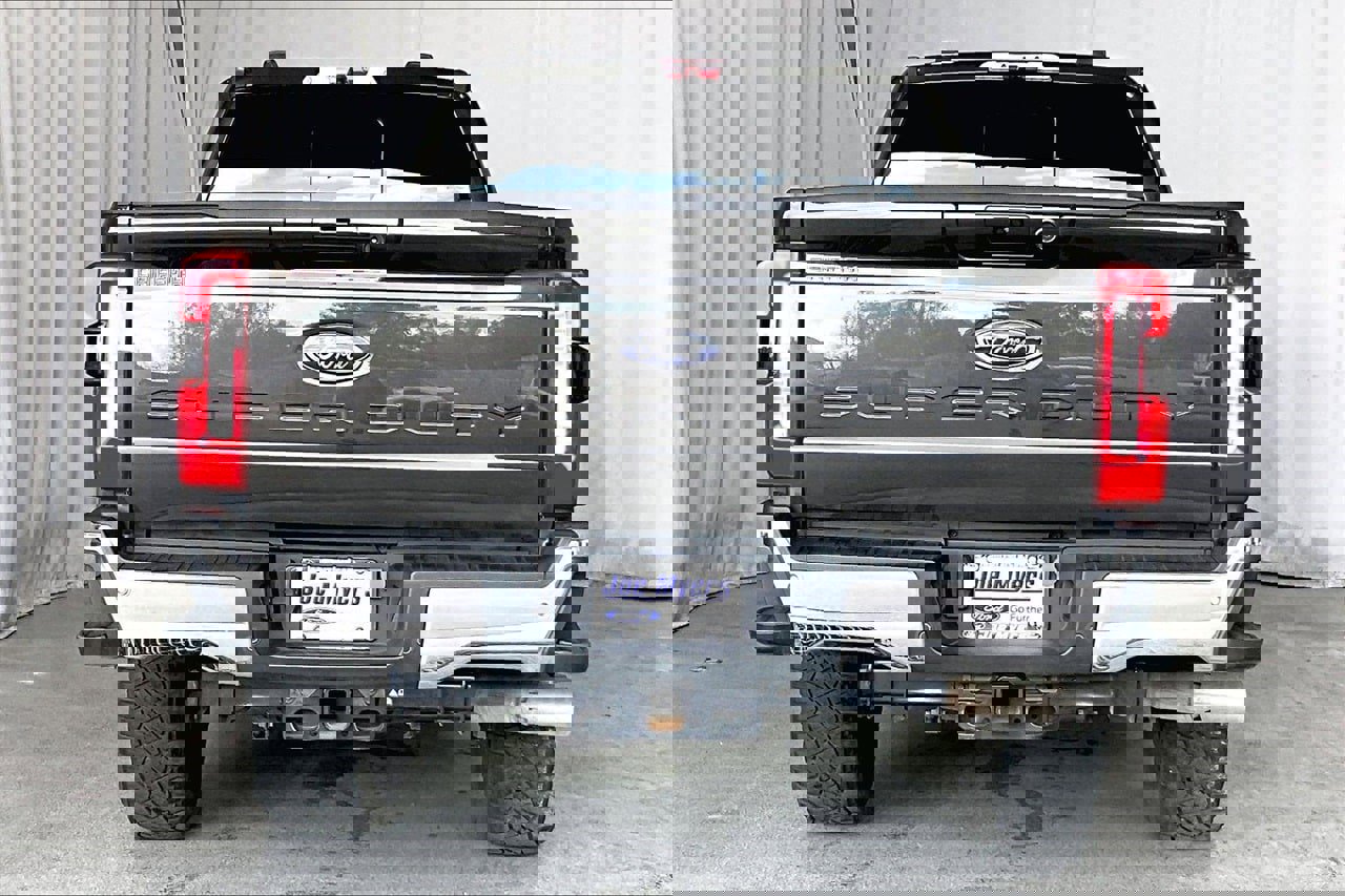 Used 2024 Ford F250 Lariat w/ Lariat Ultimate Package image 4