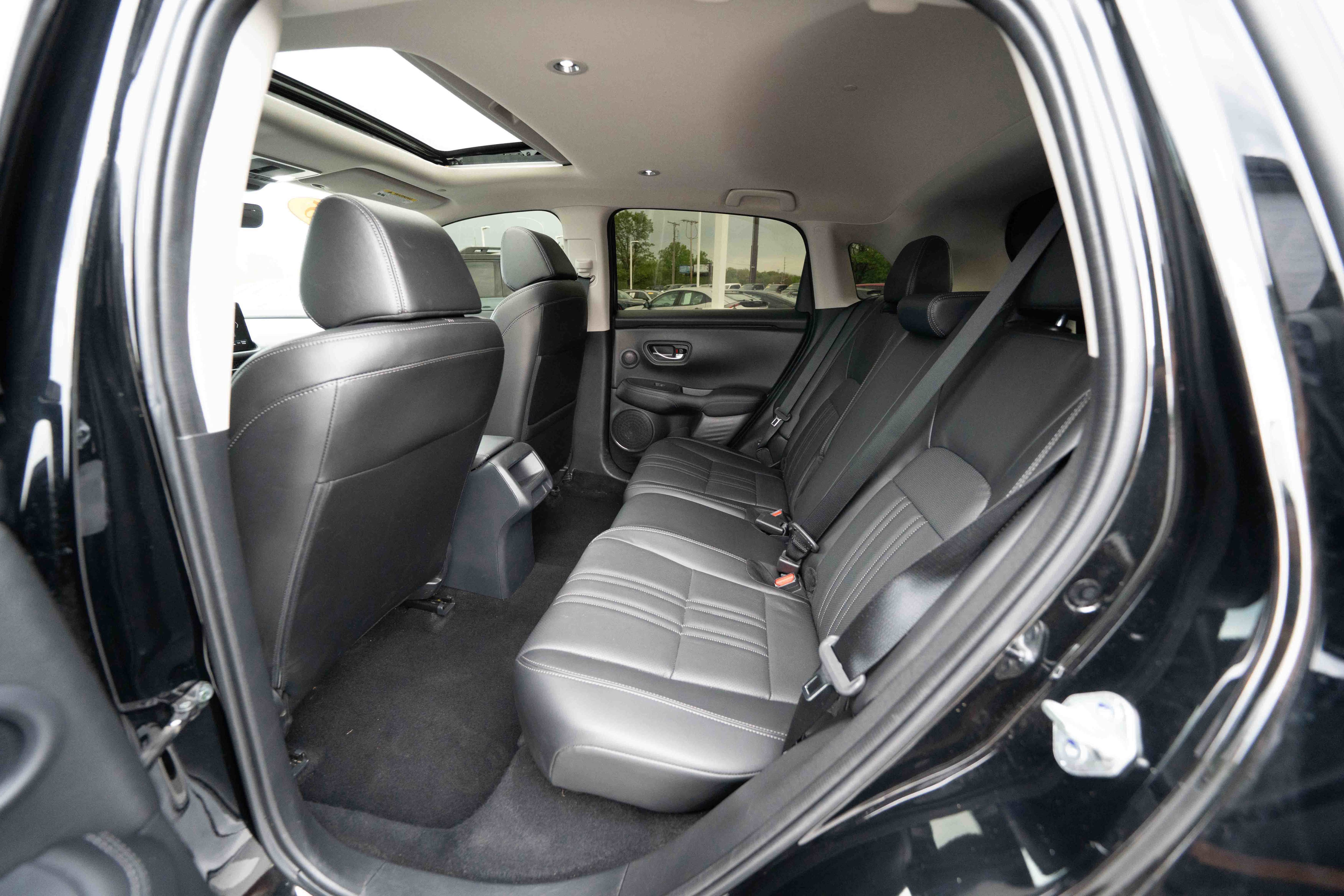 Certified 2025 Honda HR-V EX-L image 23