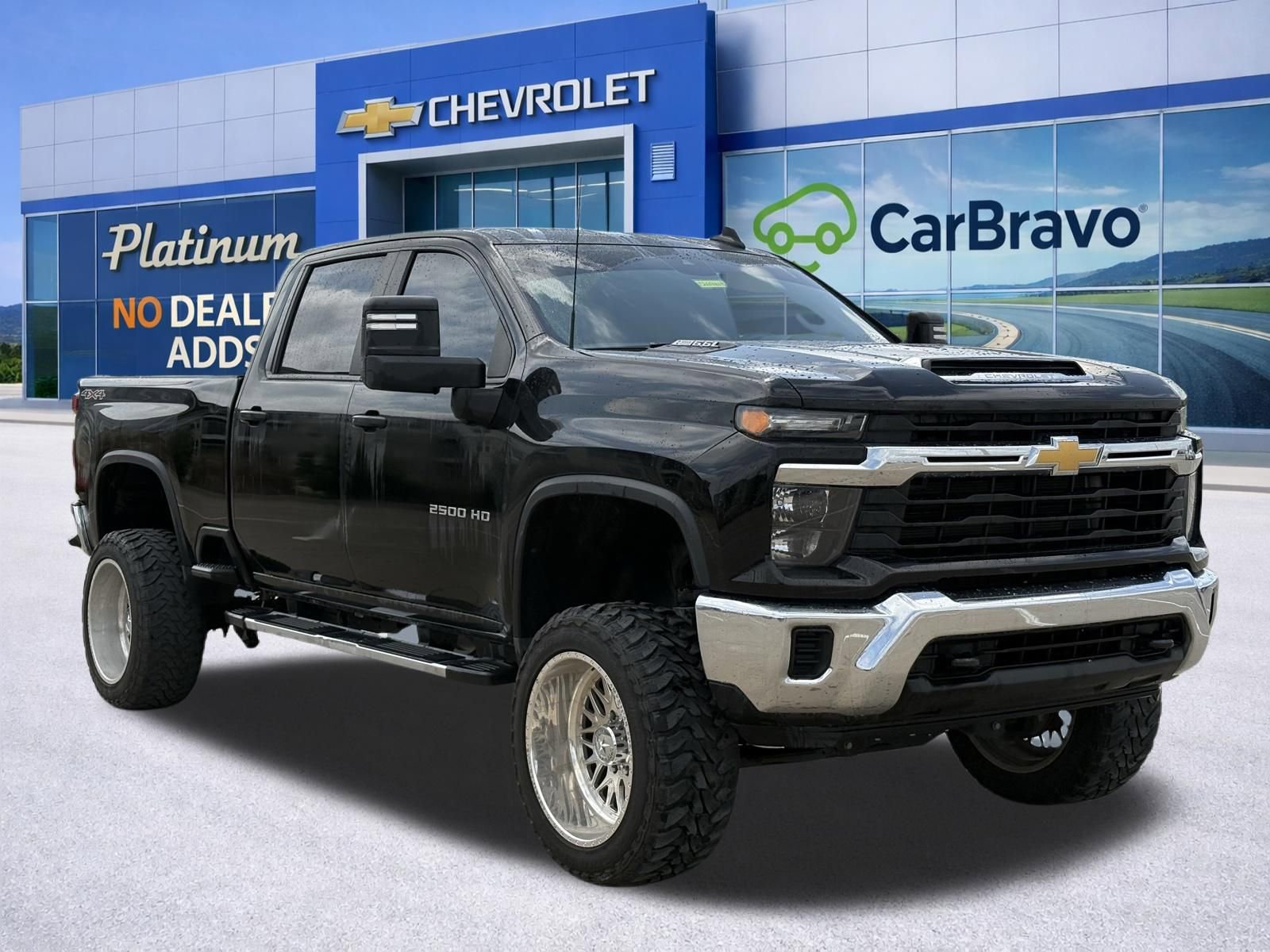 Used 2024 Chevrolet Silverado 2500 LT AWD/4WD image 1