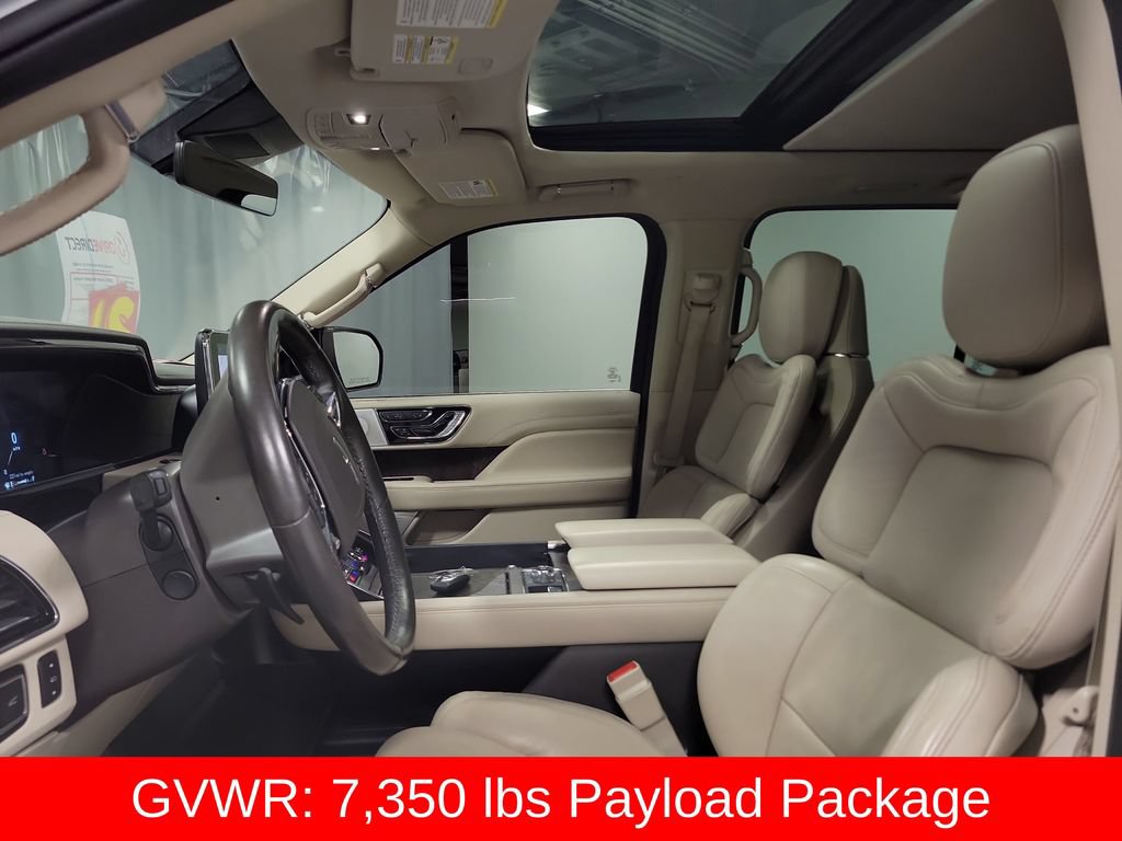 Used 2020 Lincoln Navigator Reserve w/ Luxury Package RWD image 13