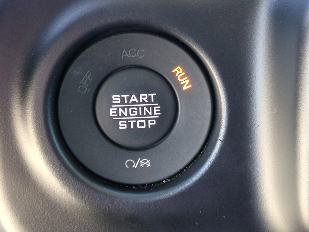 Used 2022 Jeep Gladiator Willys image 33