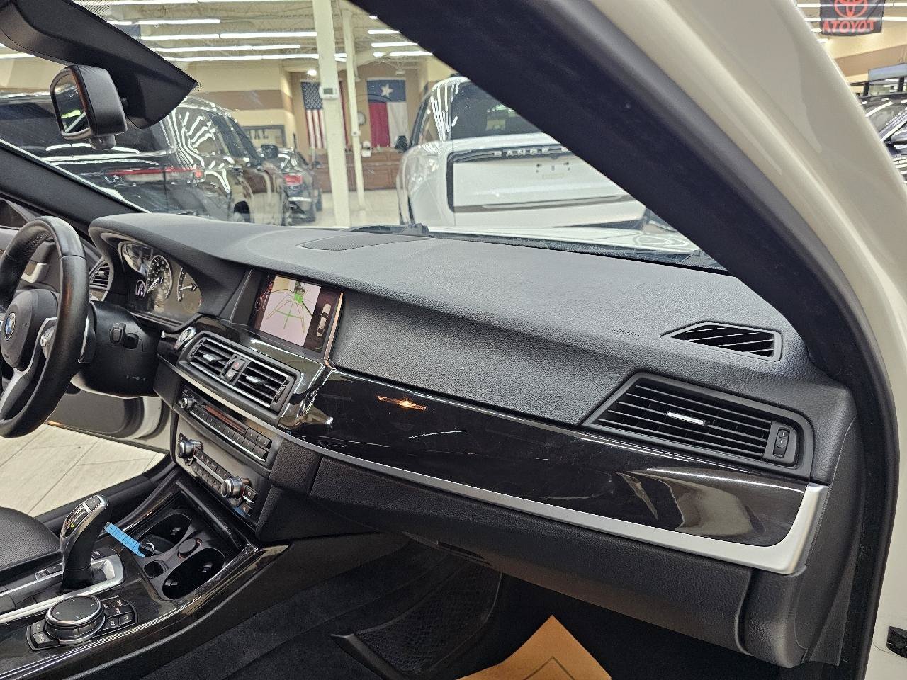 Used 2016 BMW 535i Sedan RWD image 22