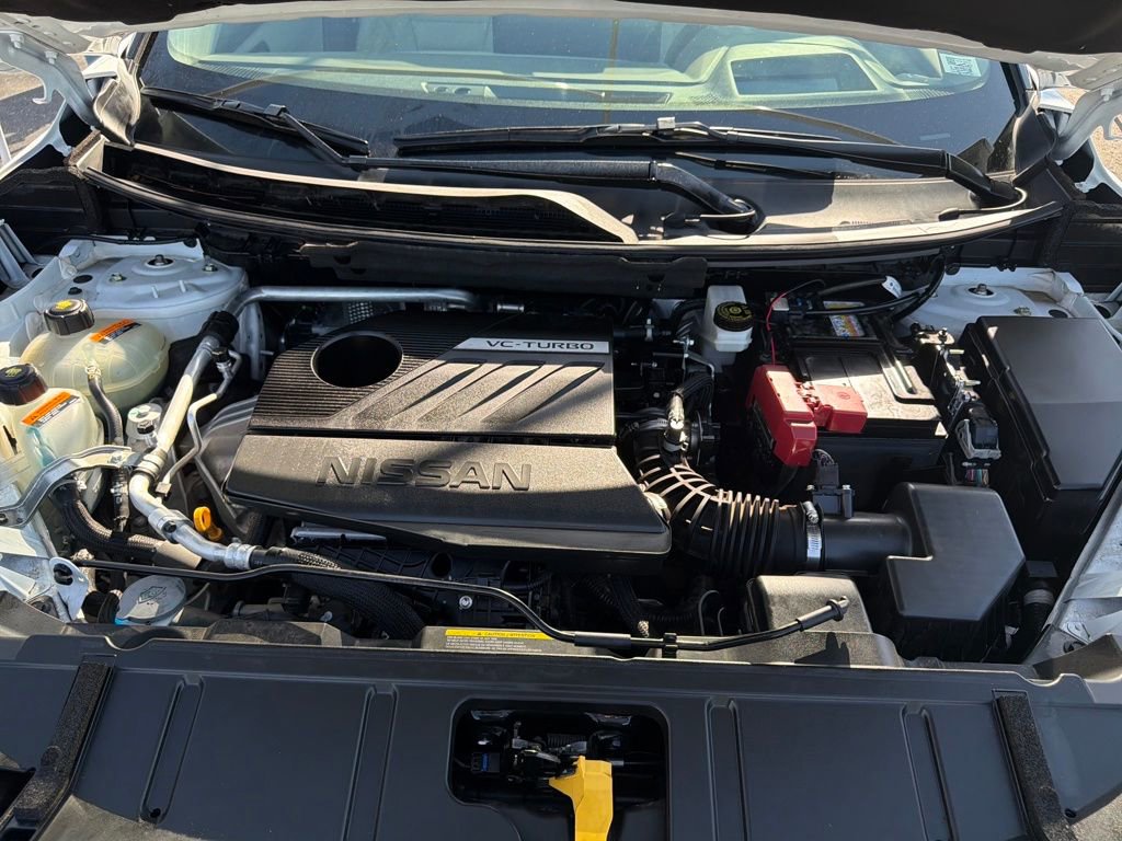 Used 2025 Nissan Rogue SL w/ SL Premium Package image 25