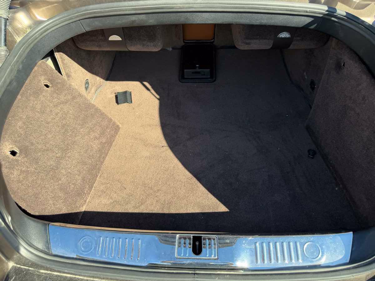 Used 2015 Bentley Flying Spur V8 AWD/4WD image 22