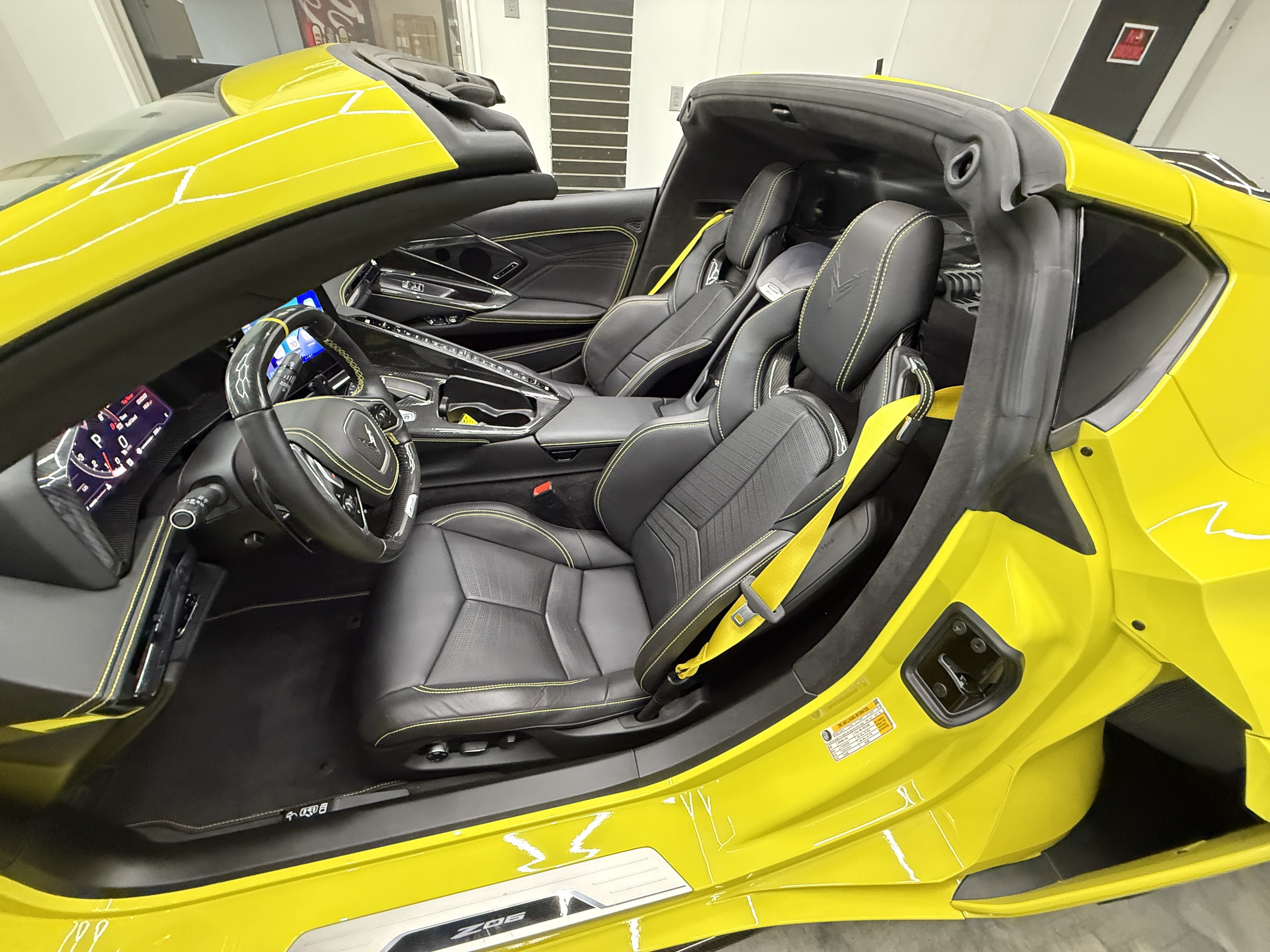 Used 2023 Chevrolet Corvette Z06 w/ Z07 Performance Package RWD image 13