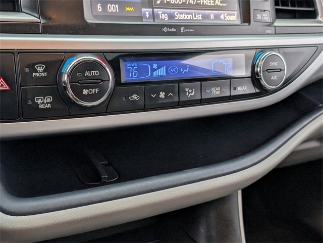 Used 2015 Toyota Highlander XLE image 21