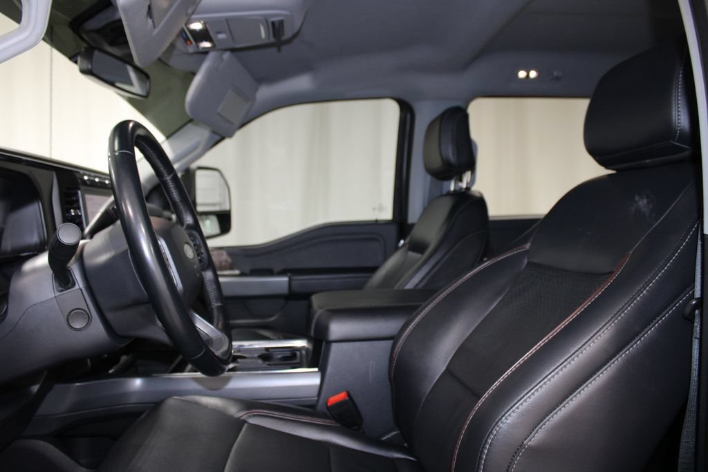 Used 2024 Ford F350 Lariat w/ Sport Appearance Package AWD/4WD image 25