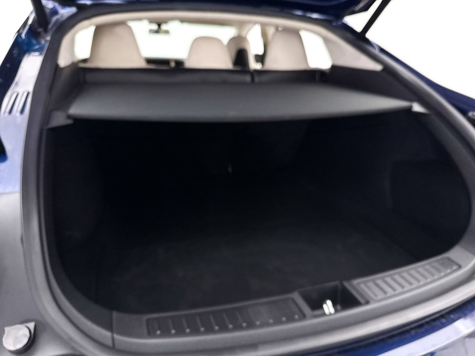 Used 2018 Tesla Model S 75D AWD/4WD image 34