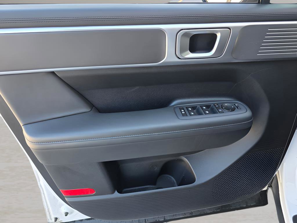 Used 2024 Hyundai Santa Fe SEL image 18