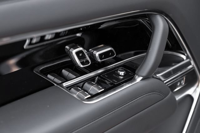 New 2026 Land Rover Range Rover SE AWD/4WD image 55