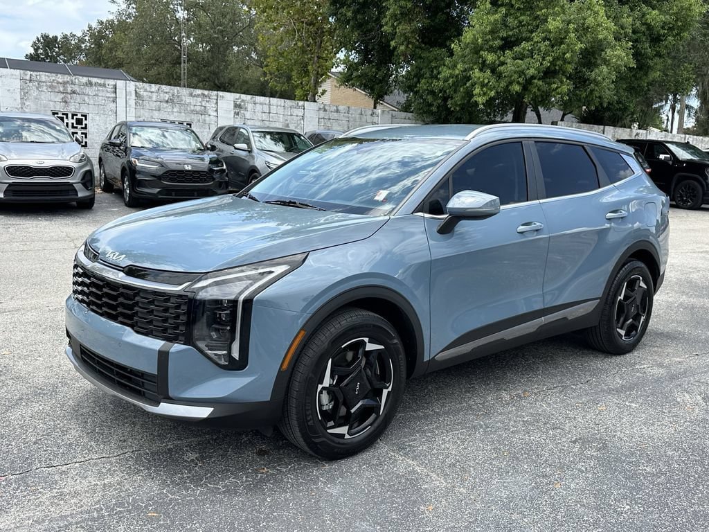 Certified 2026 Kia Sportage EX AWD/4WD image 8