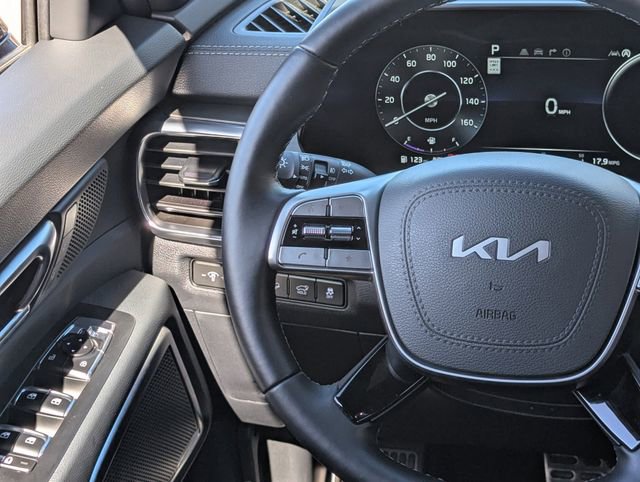 Used 2025 Kia Telluride SX X-Line AWD/4WD image 17