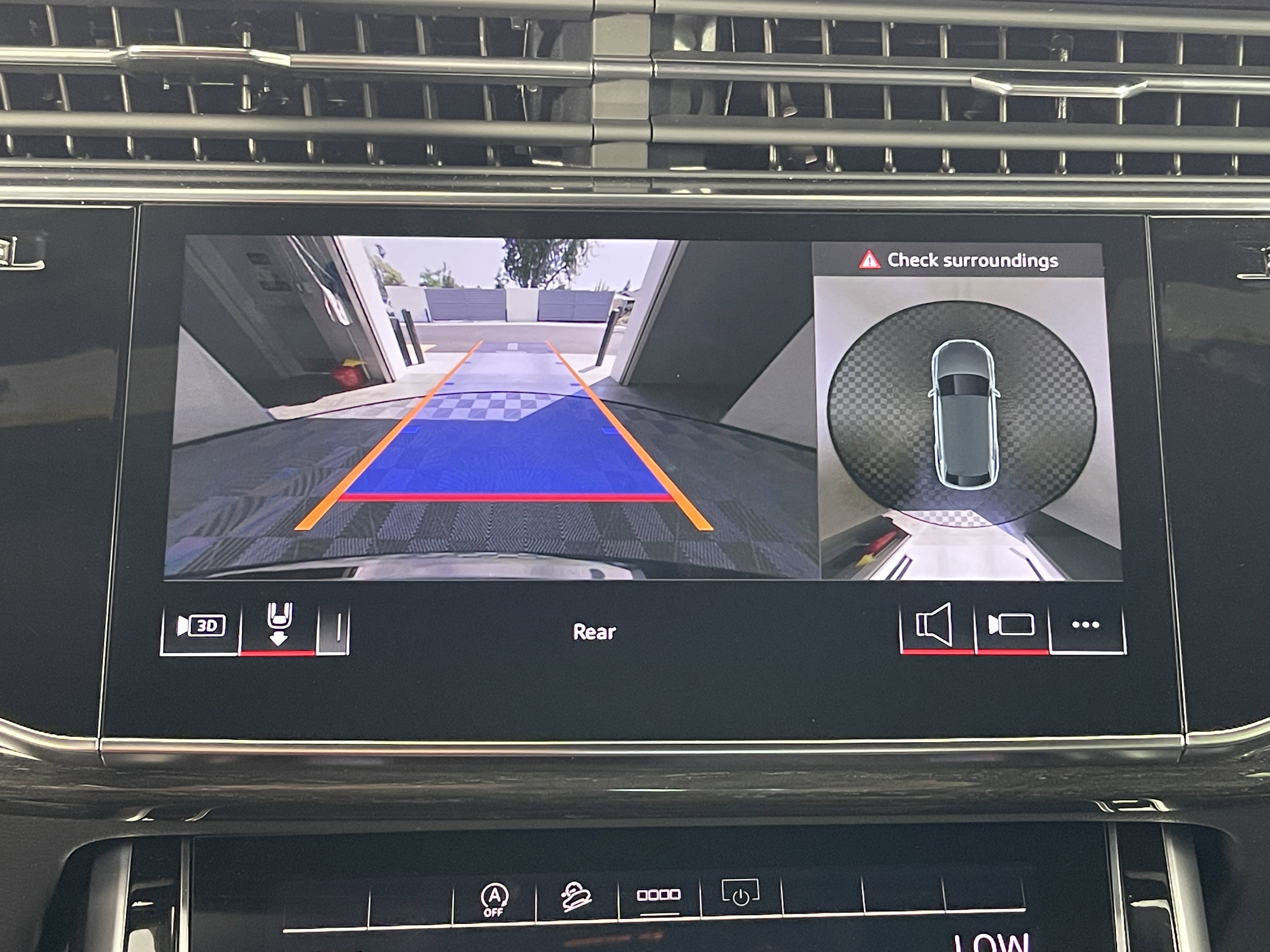 New 2025 Audi Q8 Premium Plus image 32