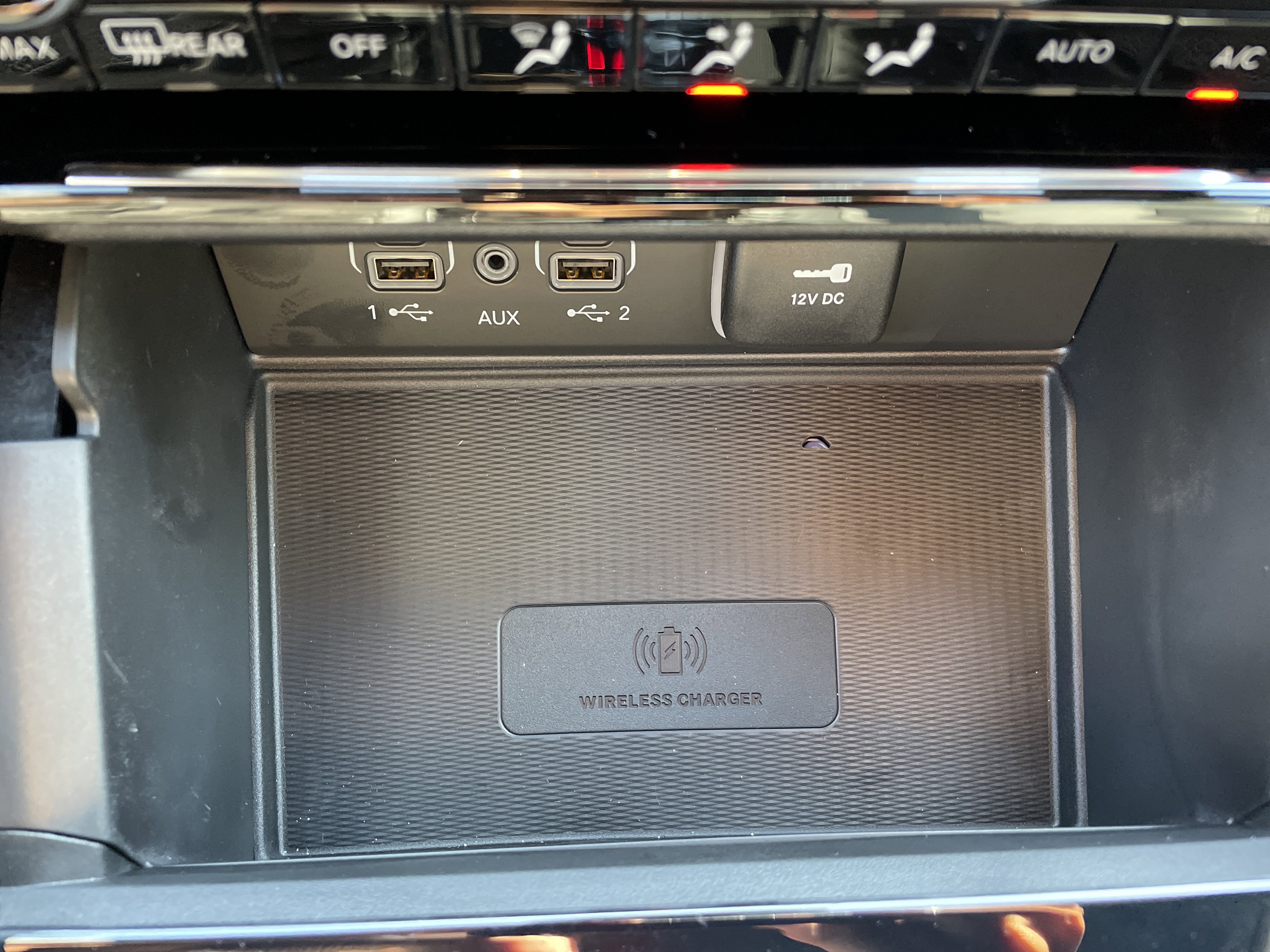 New 2025 Jeep Grand Cherokee Limited w/ Luxury Tech Group II image 30