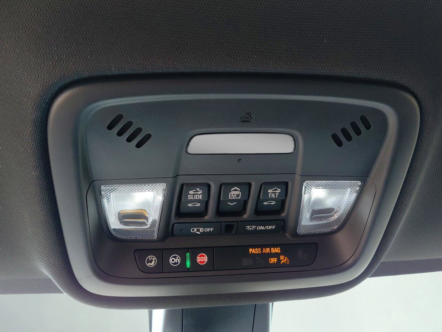 Used 2022 Chevrolet Traverse High Country image 32