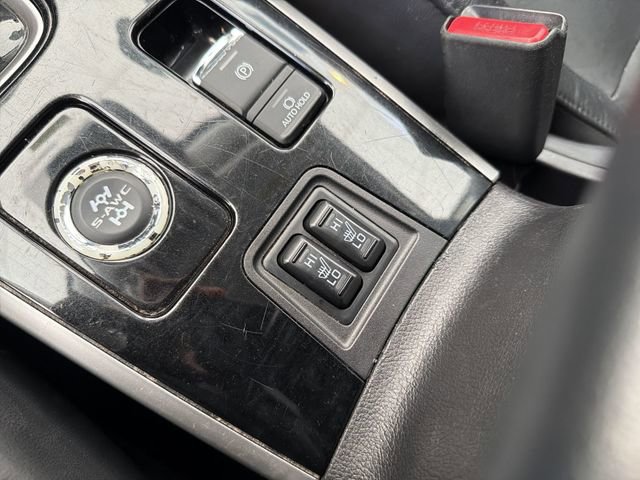 Used 2020 Mitsubishi Outlander SEL image 30