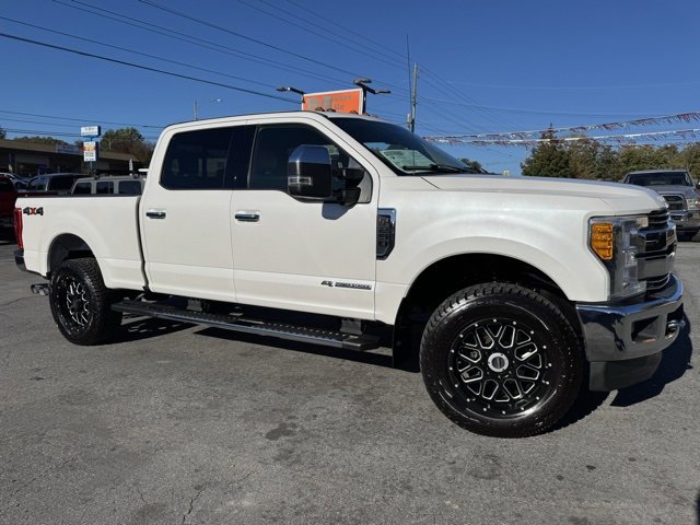 Used 2017 Ford F250 Lariat w/ Chrome Package image 1