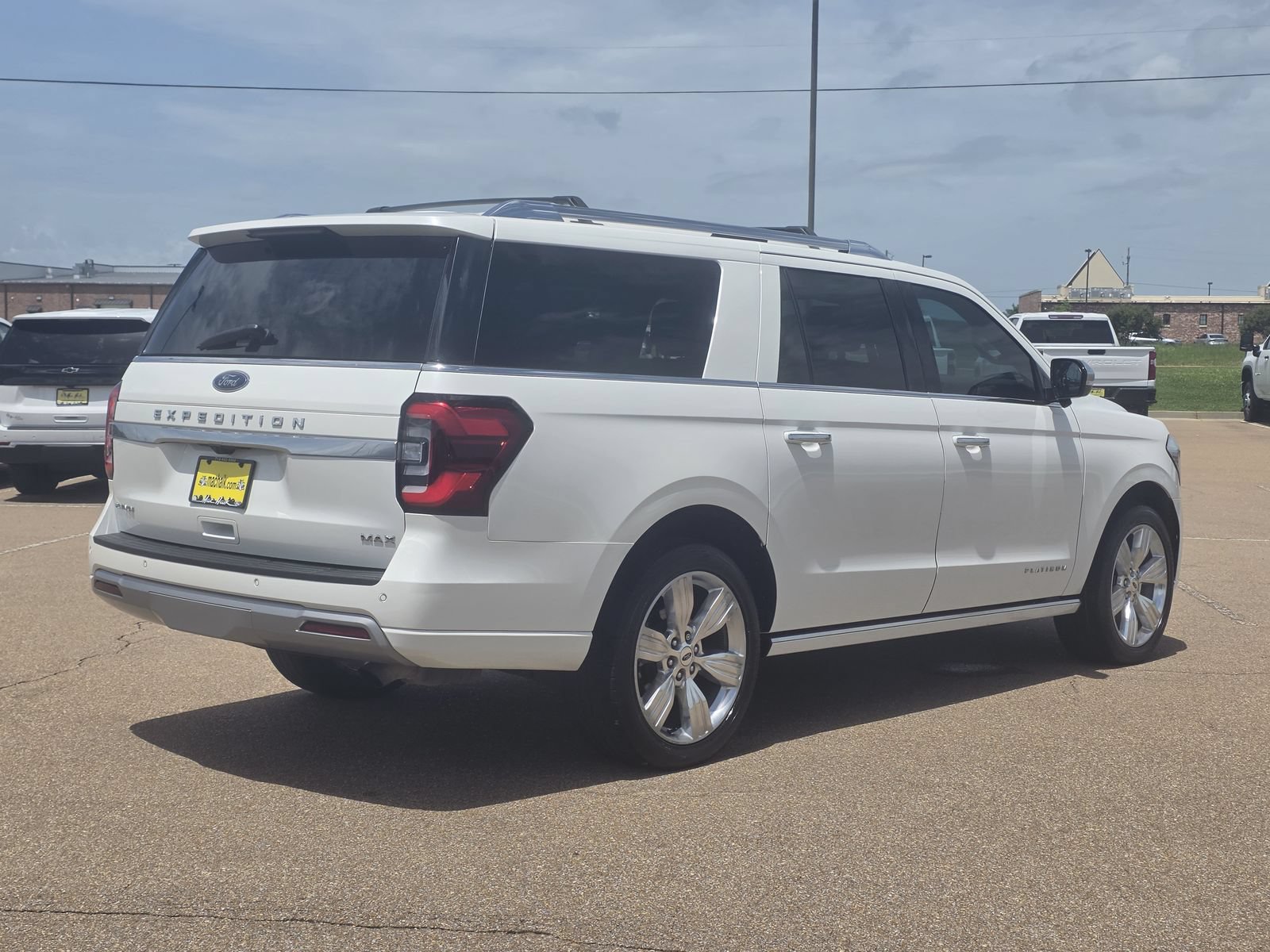 Used 2023 Ford Expedition Max Platinum AWD/4WD image 5