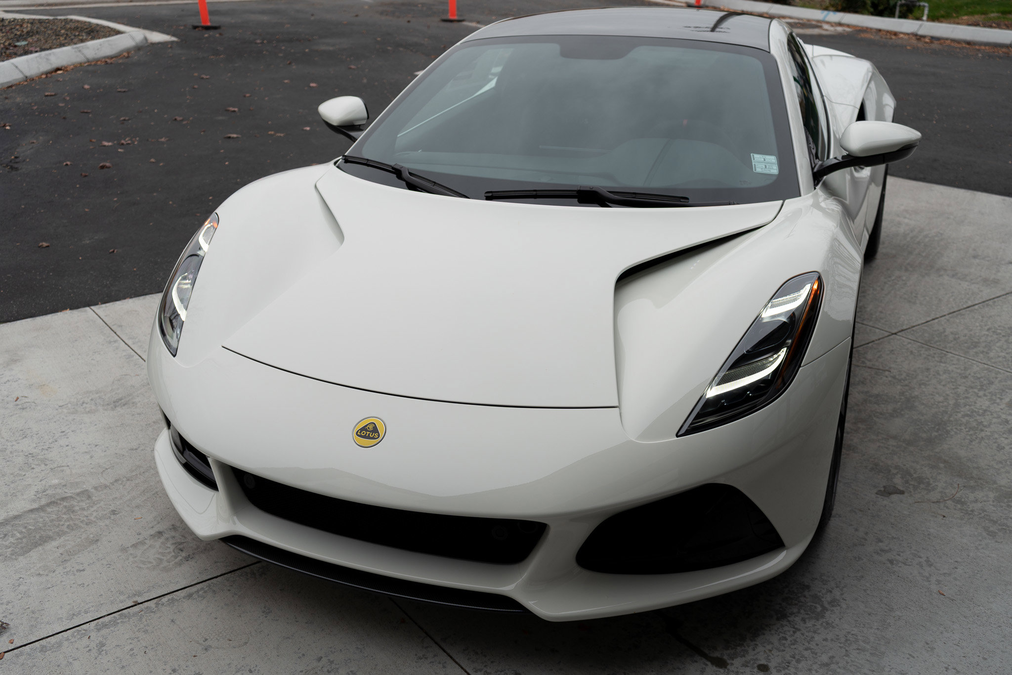 Used 2024 Lotus Emira First Edition image 15