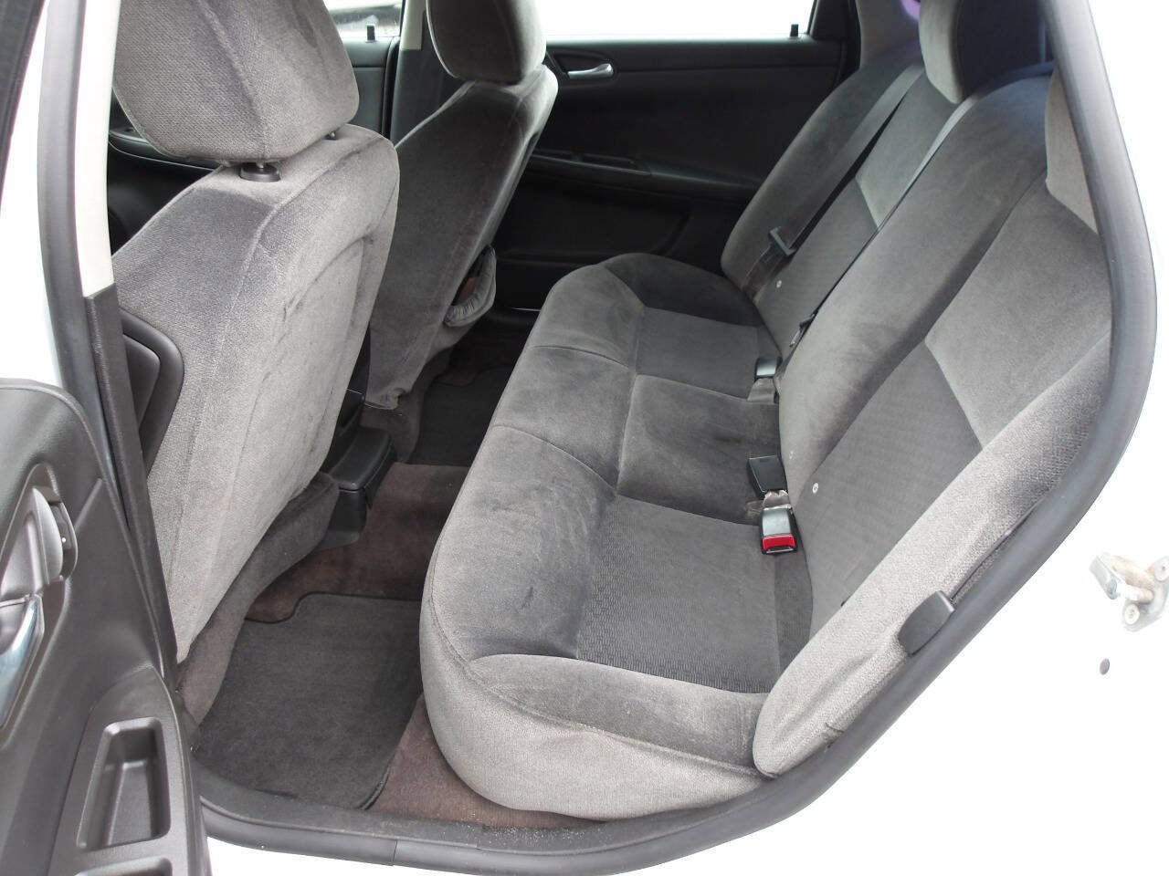 Used 2014 Chevrolet Impala Limited LS image 20