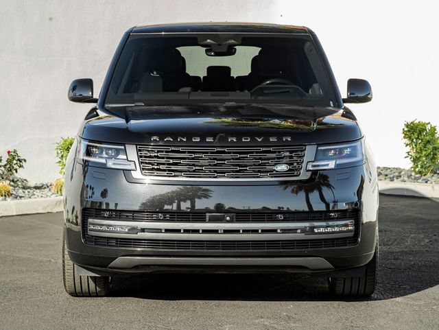 Used 2024 Land Rover Range Rover Long Wheelbase SE AWD/4WD image 3
