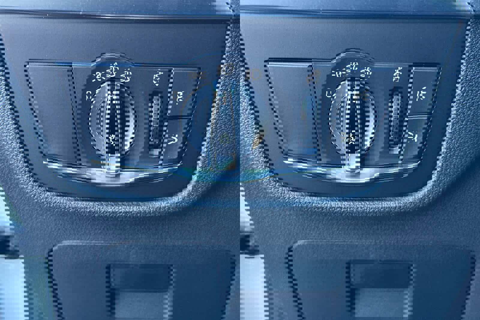 Certified 2023 BMW X4 xDrive30i w/ Premium Package image 32