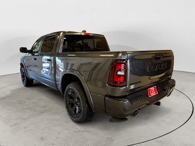 New 2026 RAM 1500 4x4 Crew Cab image 3