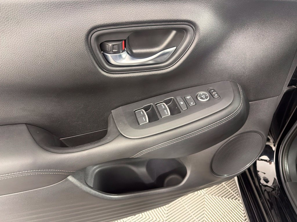 Used 2024 Honda HR-V EX-L image 14