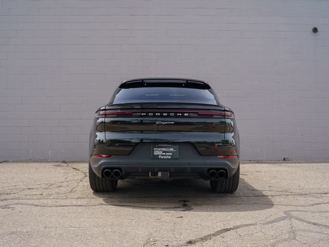 Certified 2026 Porsche Cayenne Coupe AWD/4WD image 6