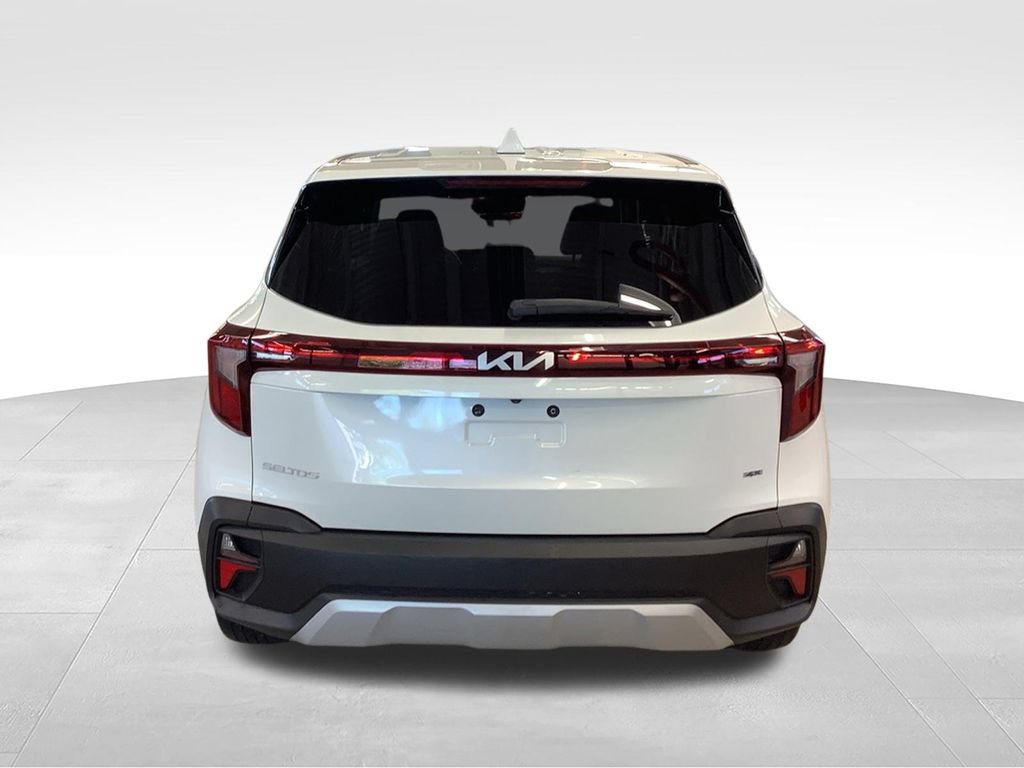 Certified 2024 Kia Seltos LX AWD/4WD image 28