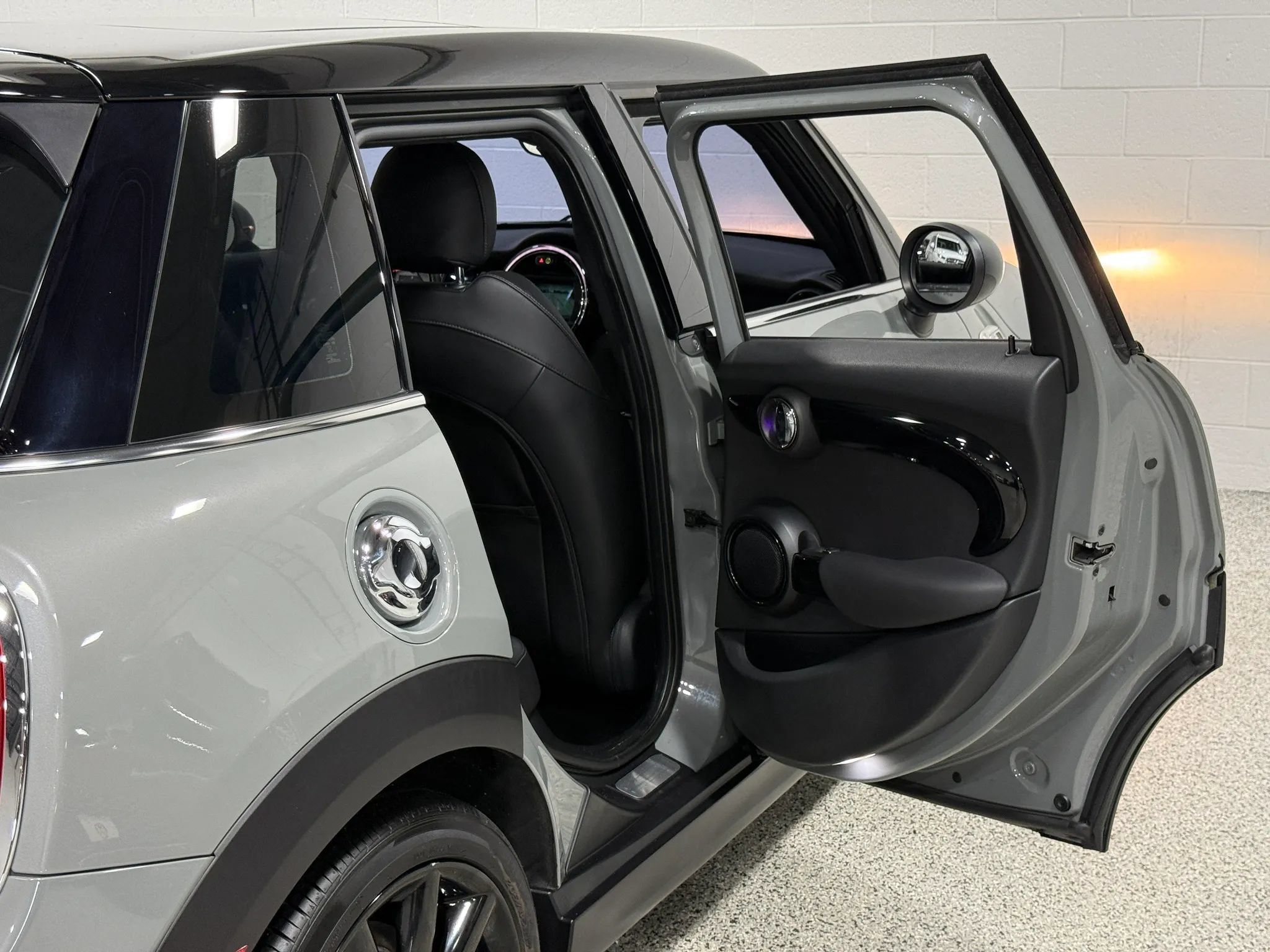 Used 2019 MINI Cooper S w/ Signature Upholstery Package FWD image 54