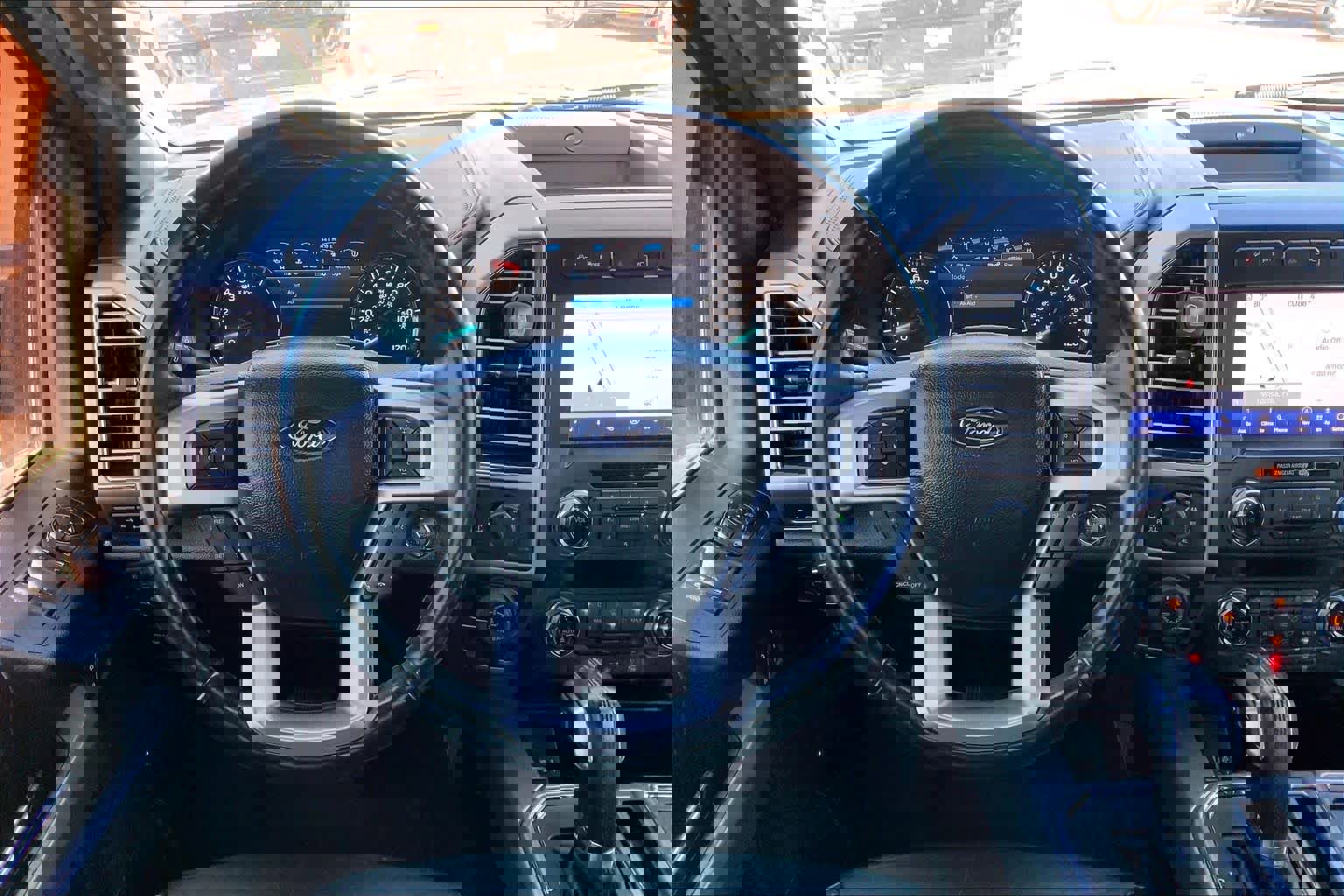 Used 2019 Ford F150 Platinum w/ Equipment Group 701A Luxury image 5