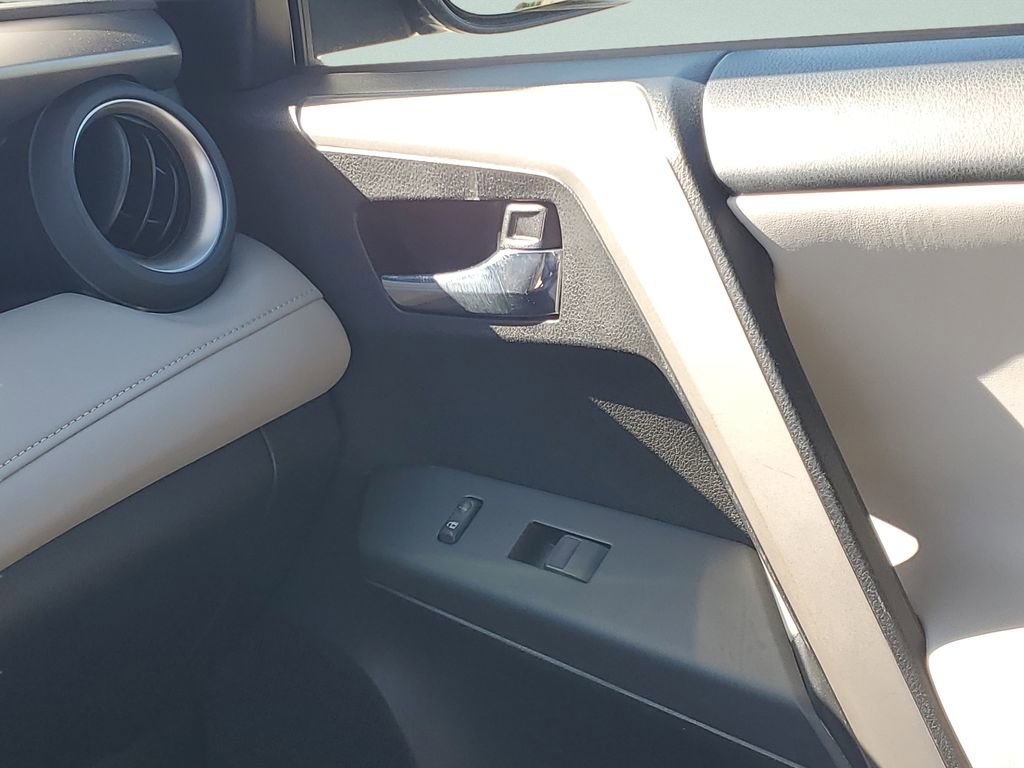 Used 2017 Toyota RAV4 XLE image 16
