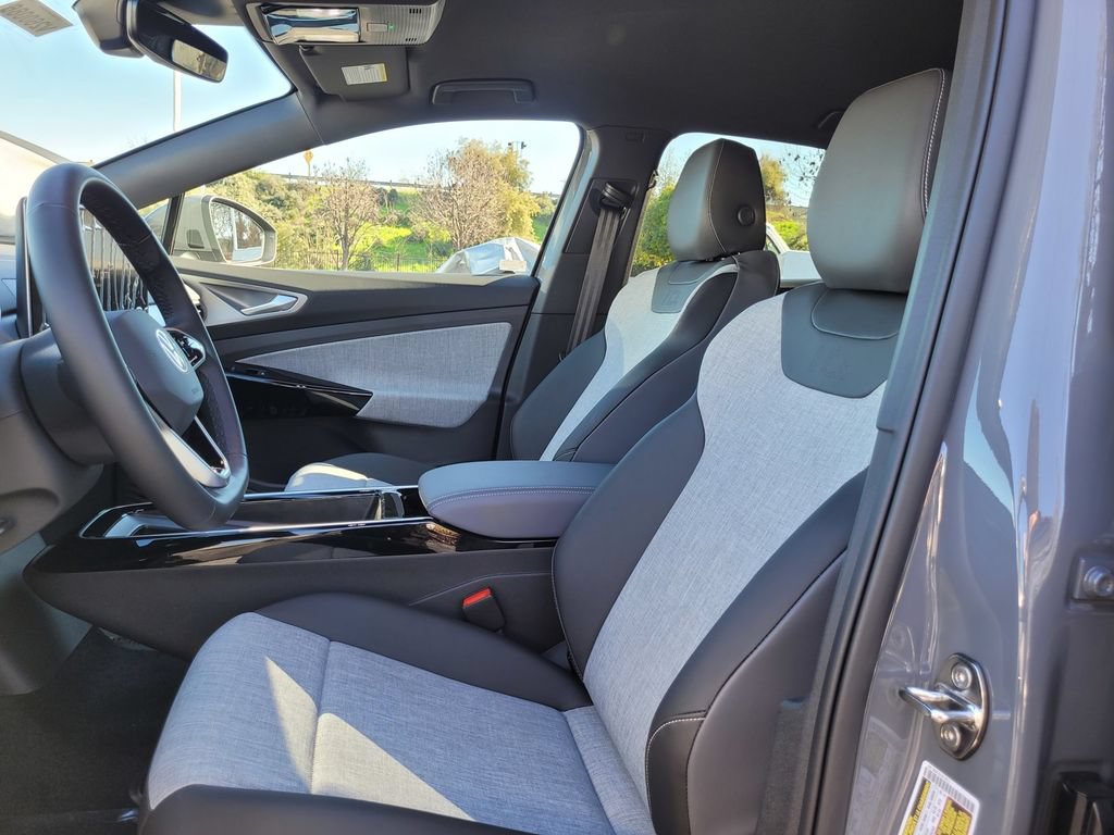 New 2026 Volkswagen ID.4 Pro RWD image 11