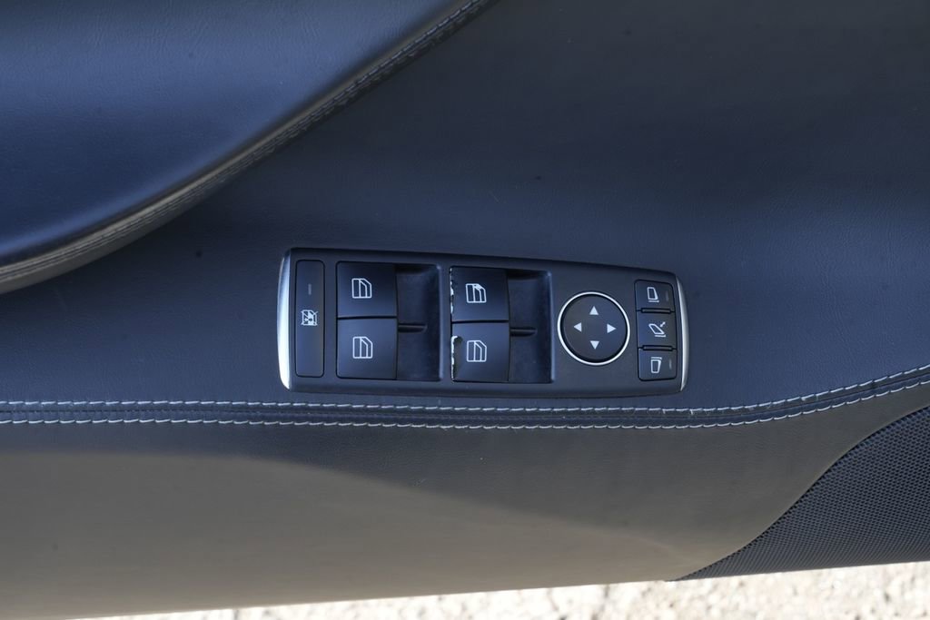 Used 2017 Tesla Model S 75 RWD image 22