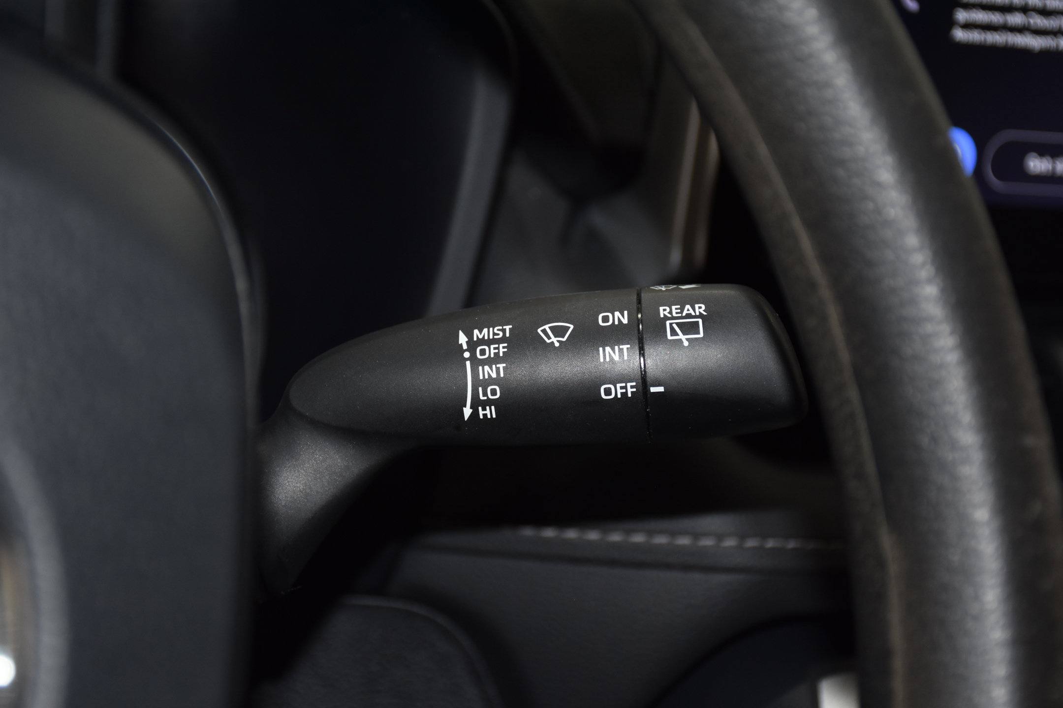 Used 2023 Toyota RAV4 LE FWD image 15