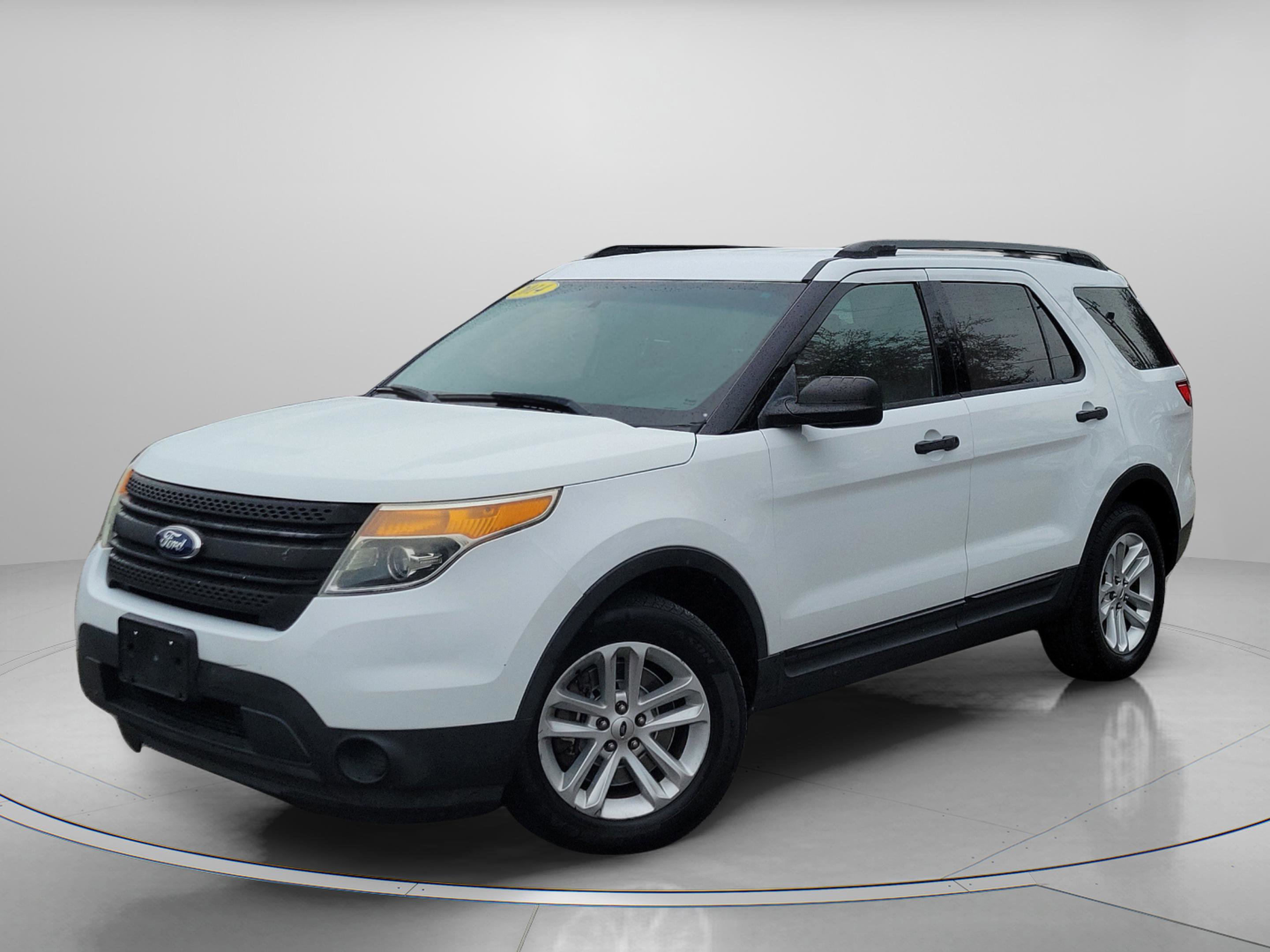 Used 2014 Ford Explorer FWD image 2