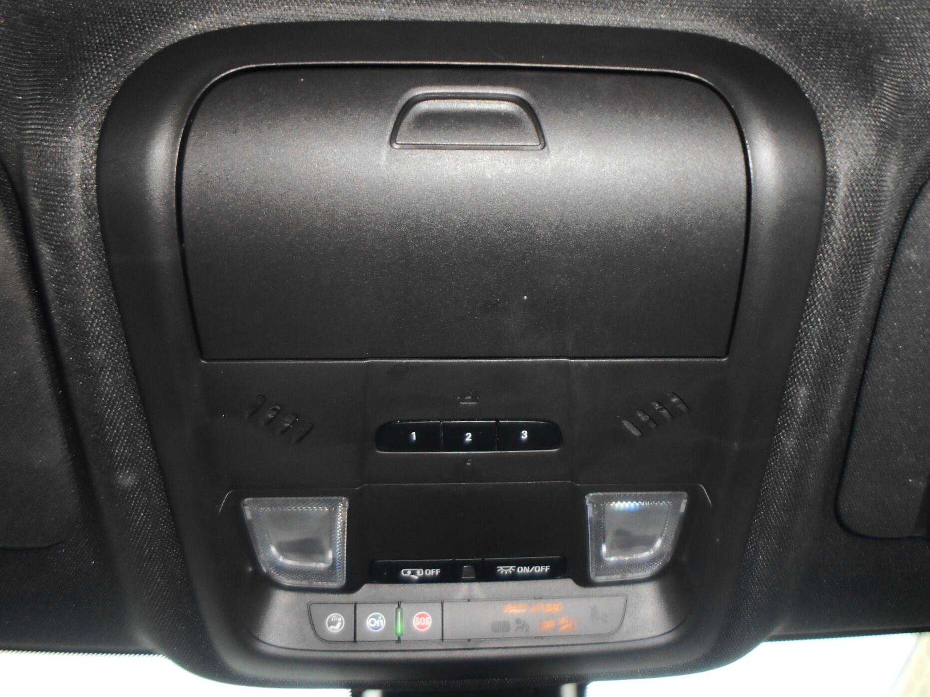 Used 2020 Chevrolet Blazer RS image 17