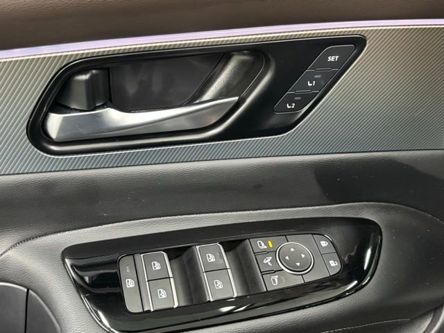 Used 2025 Nissan Murano Platinum image 14