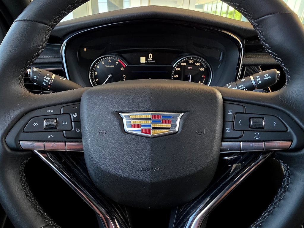 Used 2025 Cadillac XT6 Premium Luxury w/ LPO, Floor Liner Package AWD/4WD image 19